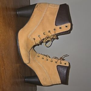 Women's Tan and Brown Ankle Boots